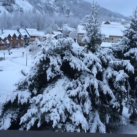 Cosy Pour 4 Avec Balcon Et Parking A - Fr-1-263-219 Valloire
